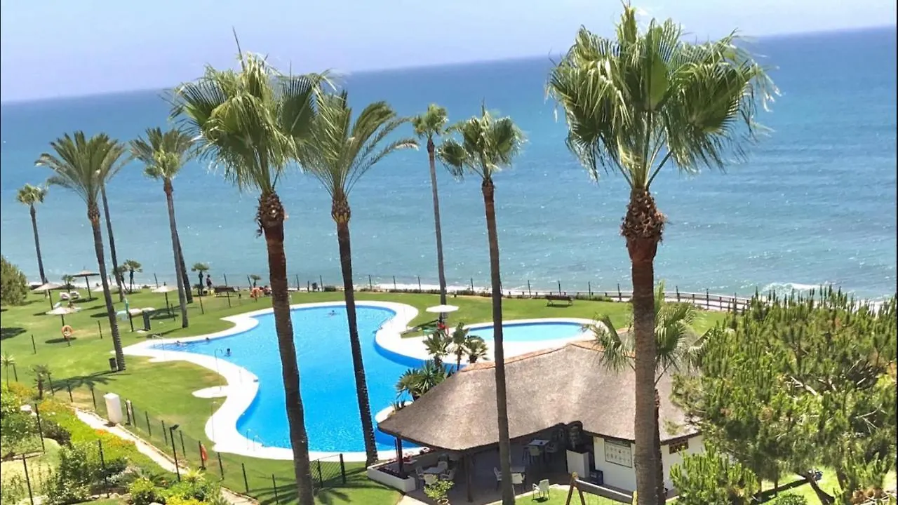 Mi Capricho 172 Beachfront Apartment Sitio de Calahonda