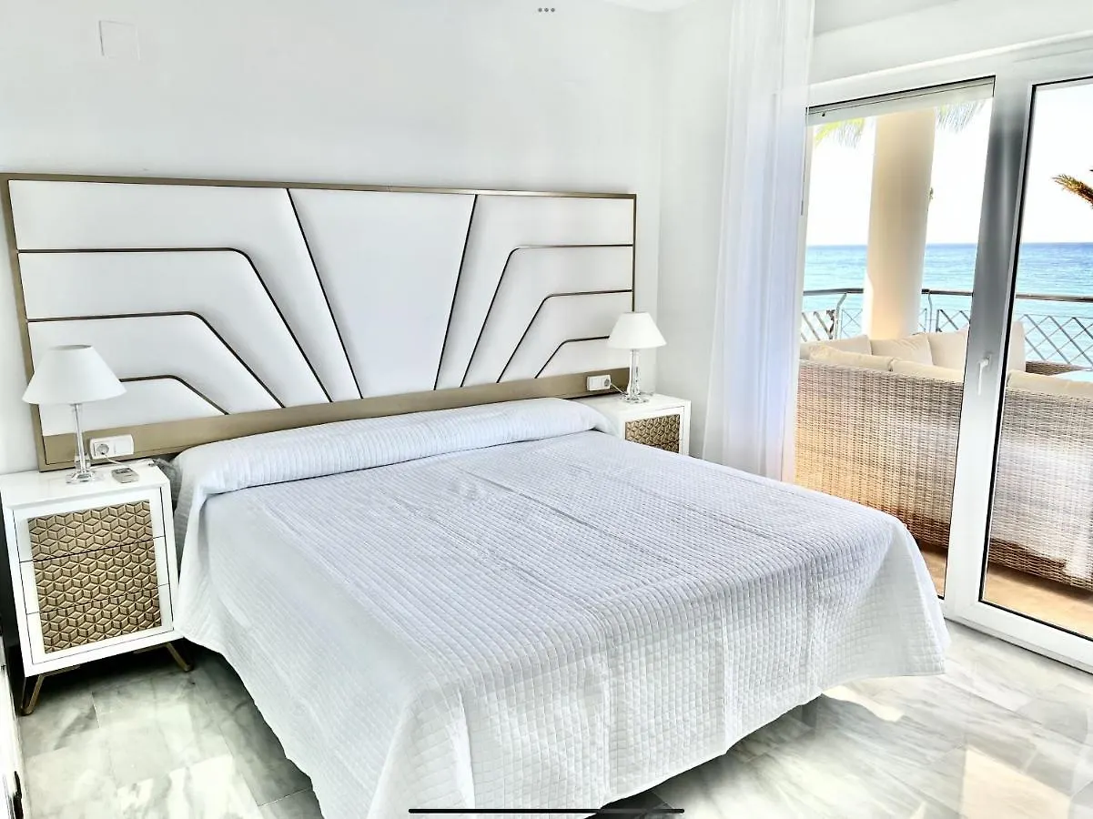 Mi Capricho 172 Beachfront Apartment Sitio de Calahonda Spain