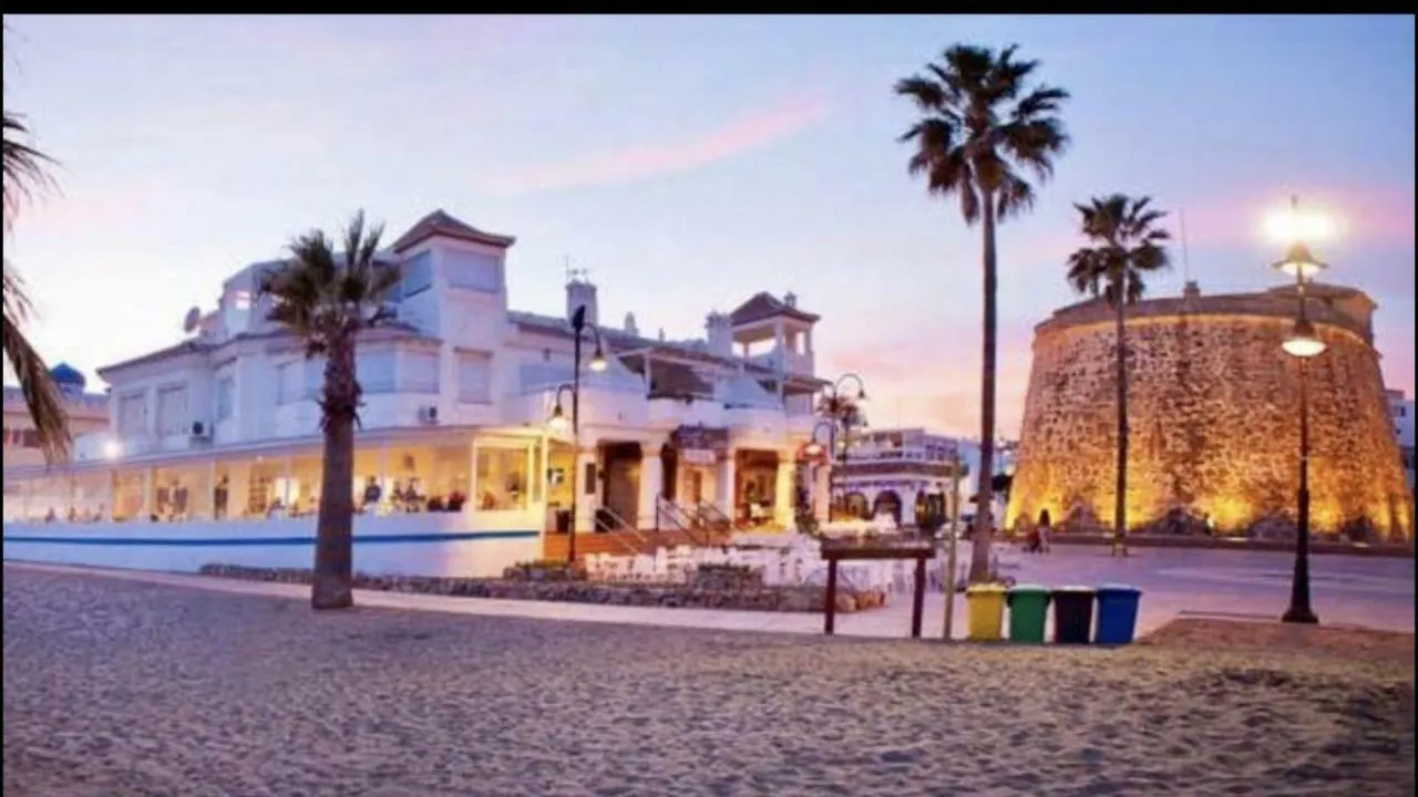 Mi Capricho 172 Beachfront Apartment Sitio de Calahonda Spain